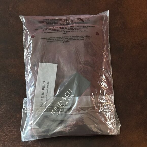 NWT Jones & Co Women's Maroon Burgundy Long Sleeve Turtleneck Size XS - Picture 7 of 8